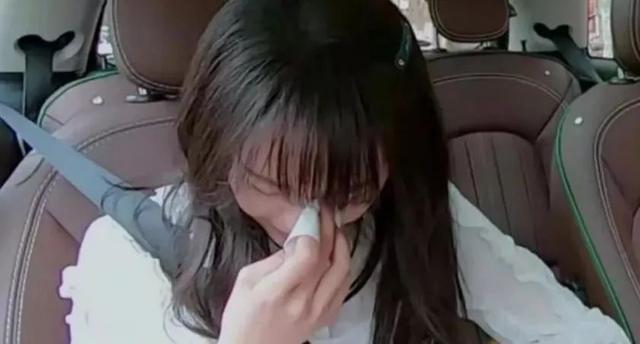 【娱有理】原创 “郑爽之哭”再惹争议！在感情中比渣男更可怕的，是女人的低自尊