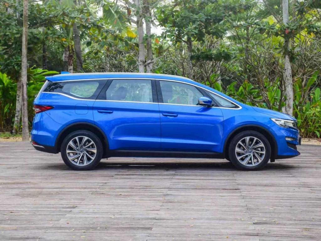 「ZAKER网」再便宜都不买！车上没这几个配置，坑的就是你自己