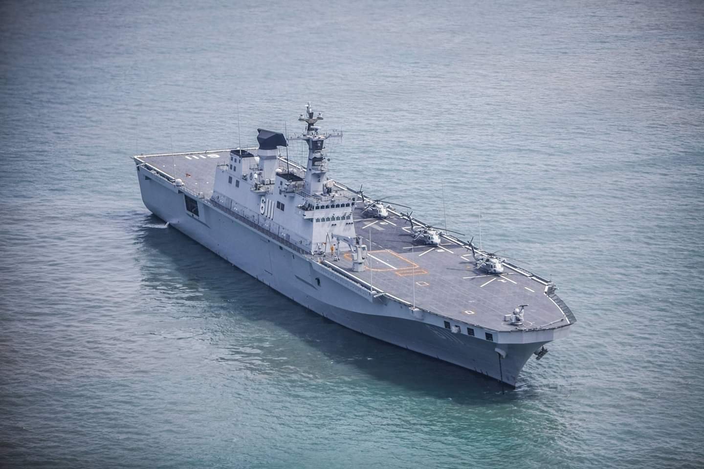 东亚小航母三足鼎立—韩国海军下一代LPX-Ⅱ两栖攻击舰亮相防务展