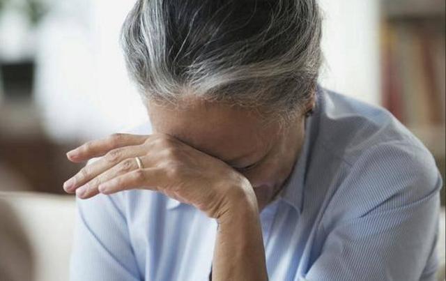 【好奇的萌娃控】“儿子你不必太孝顺”，只有先爱妻子再爱孩子父母，家庭才会幸福