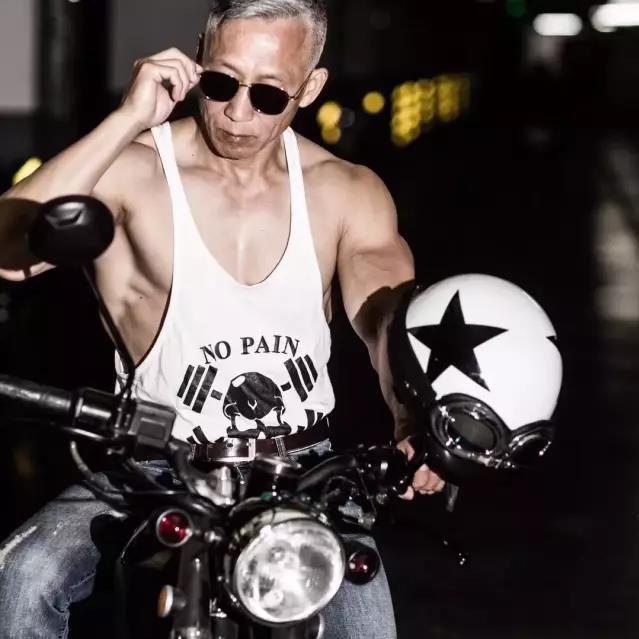 #浅浅情感说#“我奶奶是粉丝300万的抖音网红”：余生怎么活，这是最好的答案