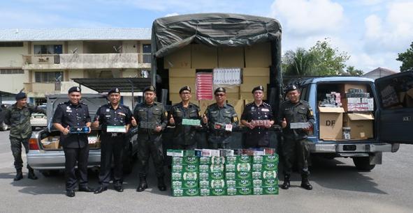 马来西亚警方破获300多万烟酒走私案！1名华裔男子涉事被抓