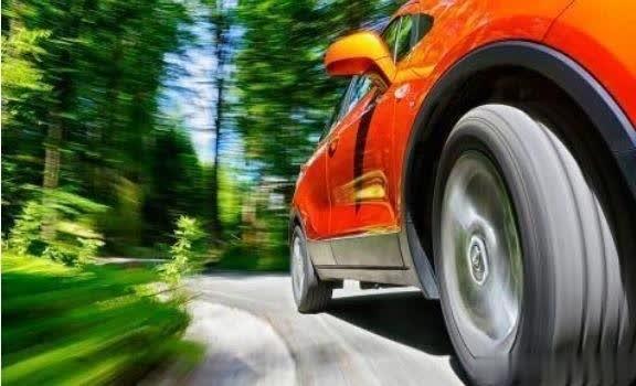 【一条灰咸鱼】这三个驾驶习惯，开啥车都是油老虎