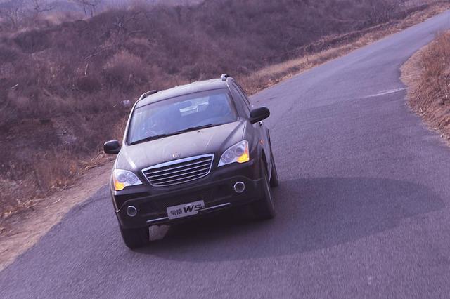 【汽车教练】为什么有的人开车油耗高很多？这几个坏习惯还不改，简直是浪费钱