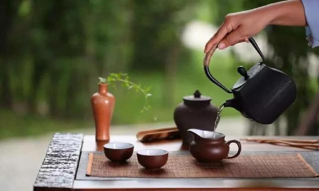 神州茶韵：泡一杯茶，别“心里放不过自己”