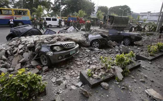 「阿虎汽车」车险常识：车撞了人，你该怎么报案，非常实用