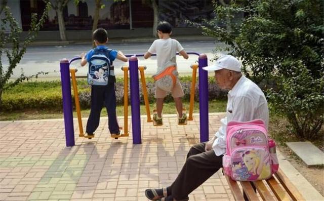 #浅浅情感说#“新型不孝”正在蔓延，很多子女不当一回事，伤透了父母的心