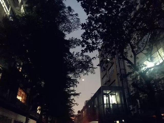 「女人的励志说」月薪4000，一年能存下8万！深圳人的副业到底有多赚钱？