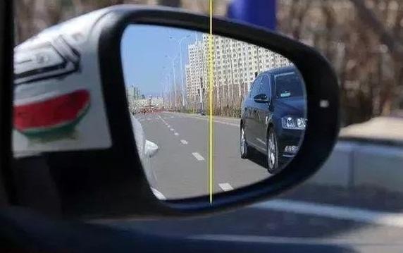 「保十洁」新手判断车距很难？老司机教你几招，很容易学会