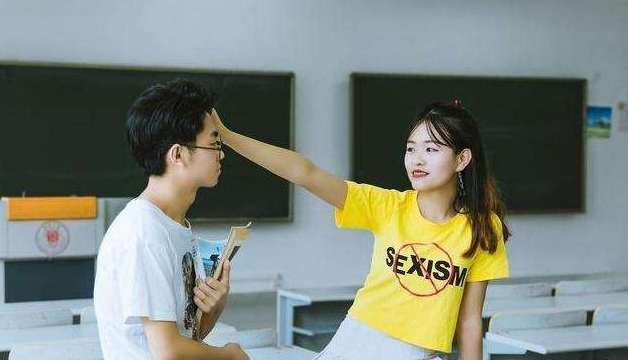 #教育成长记#大学生“自甘堕落”的6种现象，绝大多数人都有，堪称“毒瘤”