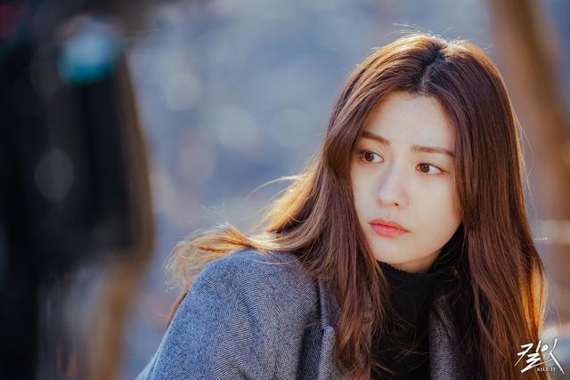 「帮你解忧的Tell」和前任分手是有原因的，所以不要每天都想着你的前任