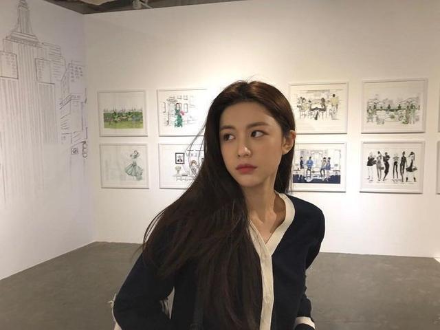 「帮你解忧的Tell」和前任分手是有原因的，所以不要每天都想着你的前任