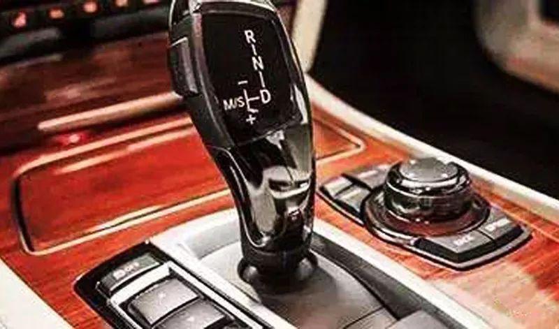 「ZAKER网」【汽车用车】自动挡汽车费油？学会这几种方法以后越开越省油！！