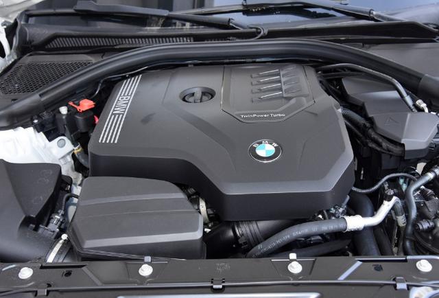 「家有汽车」宝马召回要更换发动机，这一下事情闹大了，网上“炸了锅”