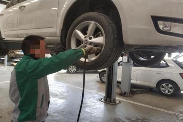 5s养车@给汽车轮胎打气，到底该不该收费？