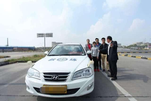 [蛋蛋懂车]一本C1驾照价值多少钱？看到这个数，驾照拥有者：赚了