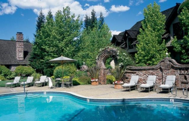 「涛说心理」趣味心理：你最喜欢哪个别墅后花园？测中年以后你的生活是怎样的