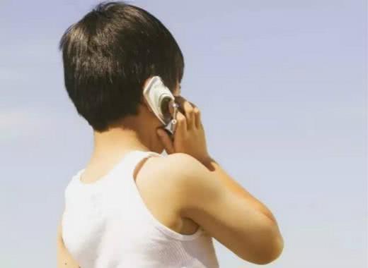 温柔不美@老公去世我改嫁，小叔子帮我养儿子，2年后接到儿子电话我哭了