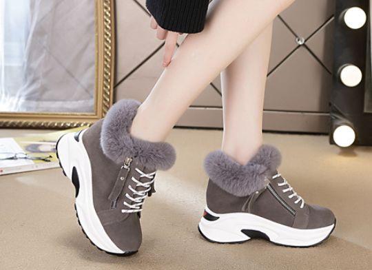 克宁娱乐■心理测试：你想扔掉下面哪双鞋？测你2019年桃花运会爆棚吗？