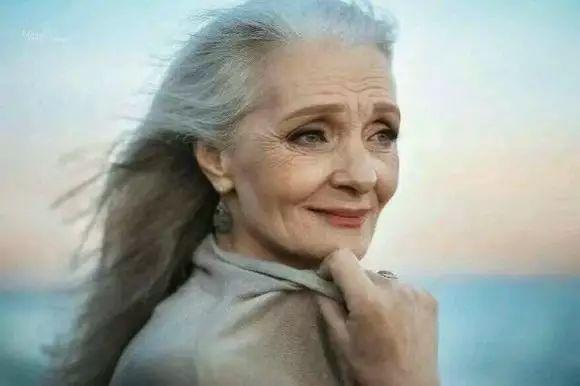 [李小托]时光带不走的优雅与深情