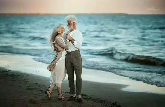 [李小托]时光带不走的优雅与深情