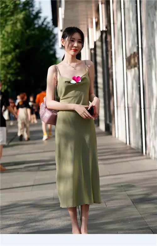 森屿鹿林1989：已婚的少妇也有魅力，无需在意他人眼光，纯净的眼神倾国倾城