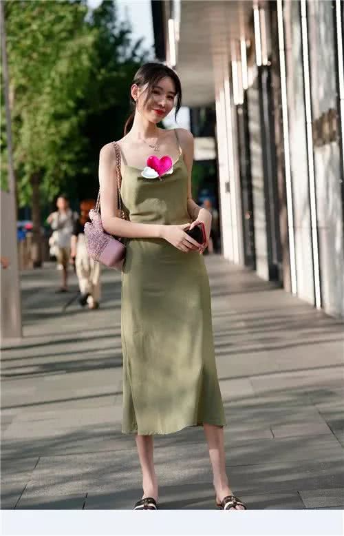 森屿鹿林1989：已婚的少妇也有魅力，无需在意他人眼光，纯净的眼神倾国倾城