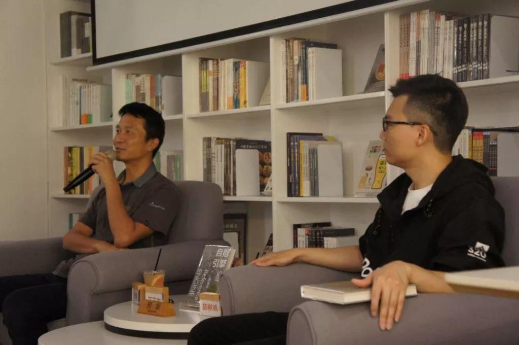 [九久读书人]人类这么渺小，还轮不到担忧宇宙终结的问题