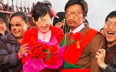 【小谈情感】女子爱睡懒觉，丈夫嫌懒跟她离婚，半年后相见丈夫傻住