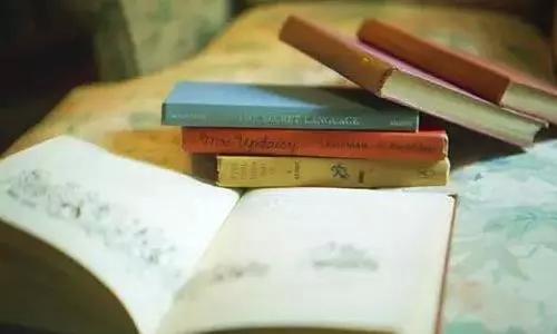 #全球时尚生活头条#一辈子很短，请为自己活