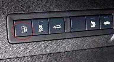 [汽车搞事情]汽车中控台众多按钮，各自都起到什么作用？