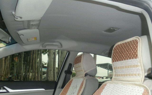 [汽车绿色行]汽车内顶棚脏了怎么办？去什么美容店，教你这样做省钱还干净