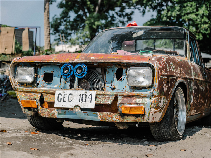 「小艾v汽车」废弃车不着急回收，这3个零件记得留下，变废为宝还能赚一笔钱！