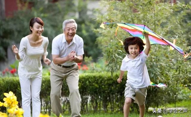 浅浅情感说■罕见好文！1秒打开，受益一辈子！中老年朋友必读