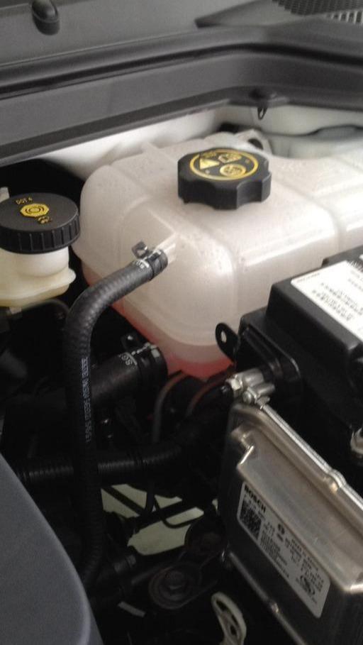 「汽车知视界」汽车发动机过热应怎么解决！老司机看完都觉得赞！