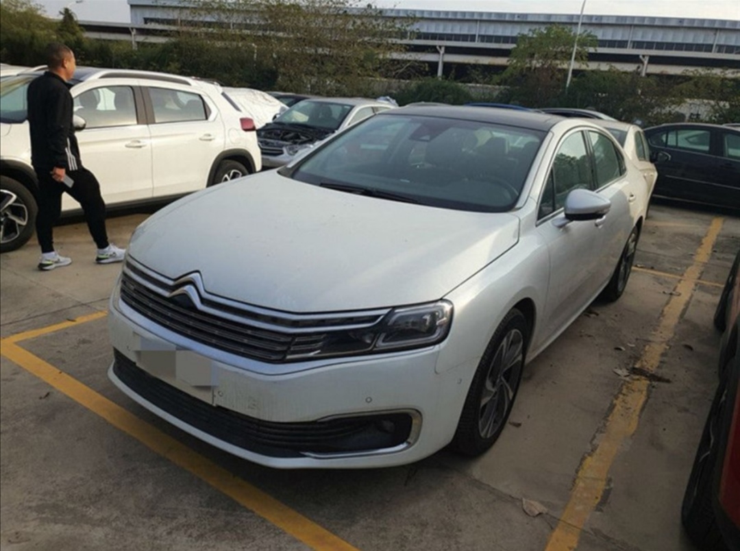 「小马侃车车」二手车到底买保值率高的划算，还是买保值率低的划算