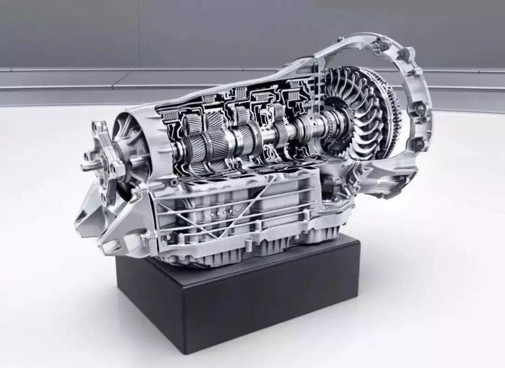 小刘聊汽车：都是自动挡，手自一体变速箱比自动变速箱更高级吗？