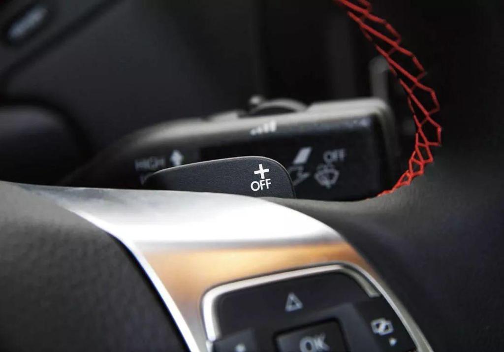 小刘聊汽车：都是自动挡，手自一体变速箱比自动变速箱更高级吗？