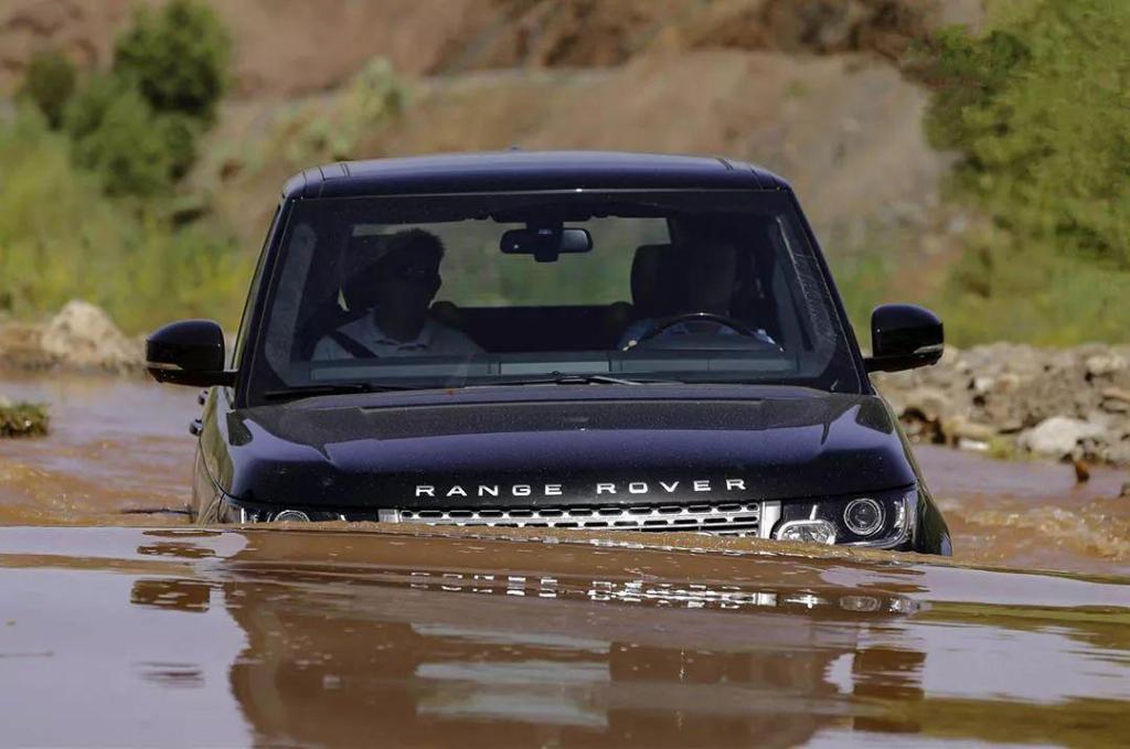 小刘聊汽车：都是自动挡，手自一体变速箱比自动变速箱更高级吗？