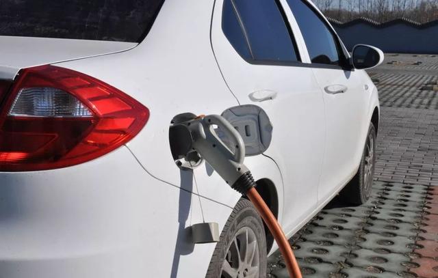 [i电服务]冬季电动汽车充电，切记以下这几点