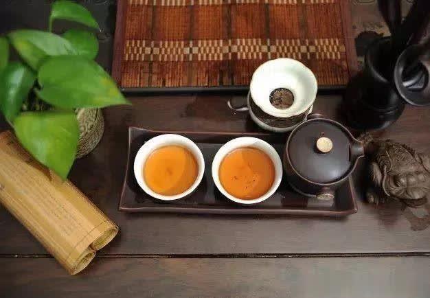 【中国茶文化知识】茶，不争，不理，不解释