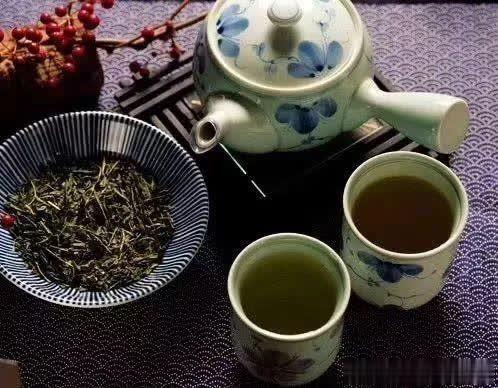 【中国茶文化知识】茶，不争，不理，不解释