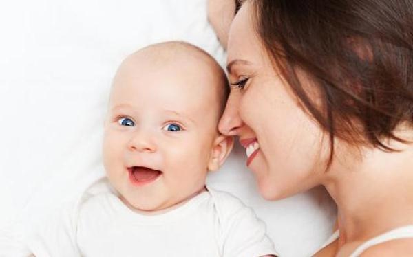 「光明网」“你整天都呆在家，干点家务怎么了！”全职带娃后，一切都变了样