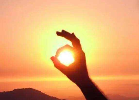 华通情感专题@人生没有假如，看透了自然悟道其中的道理