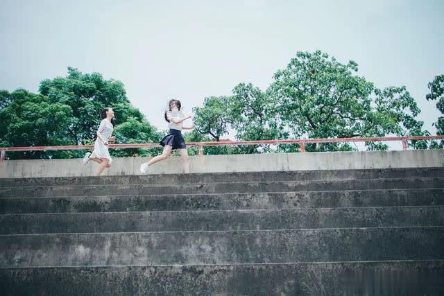 读心美文■鸡汤:活着，究竟图个啥？