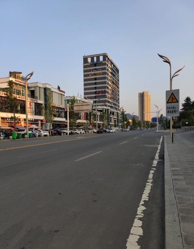 车与生活：遇到一个年入百万的滴滴司机，聊了一路，让我对她有点刮目相看