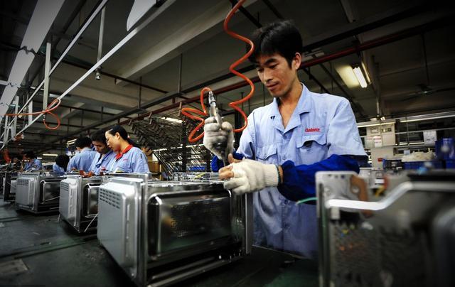 [掌上管理]东莞工厂老板的痛苦：70后不敢招，90后太难留，调动员工的方案