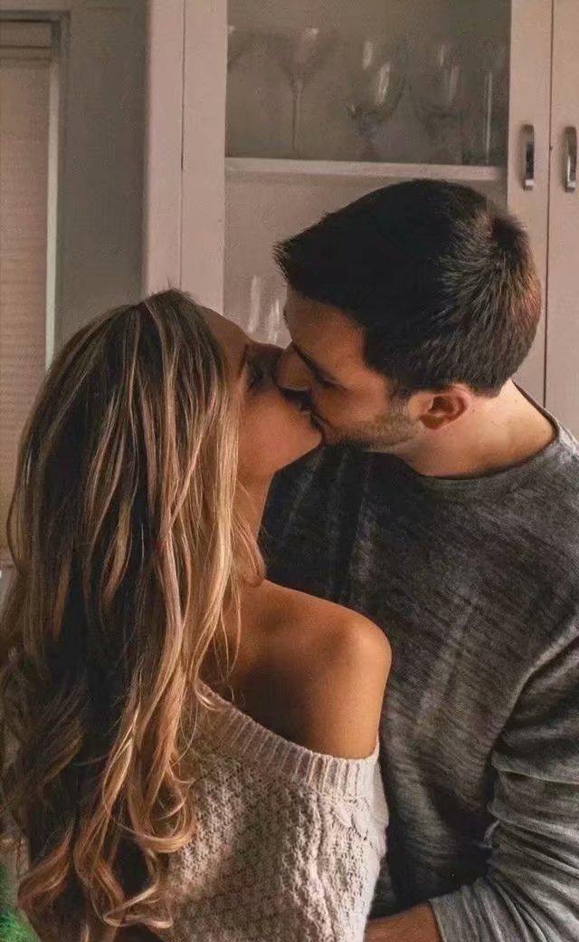 「烽火知了」爱上一个人的真相：付出并引导对方付出