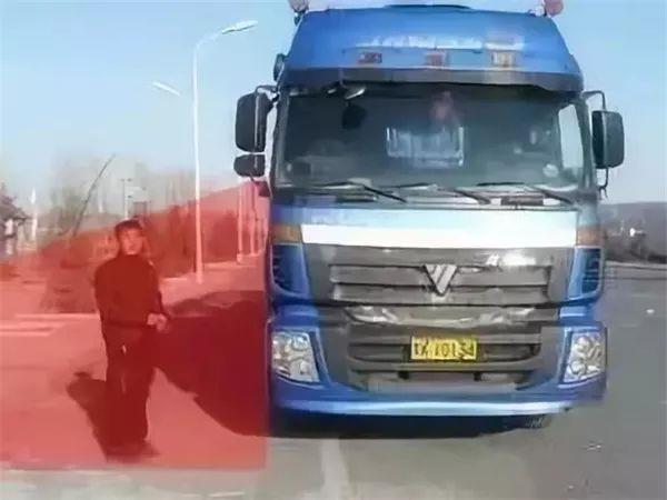 【快科技】为啥我们不踩刹车…看到一定要远离