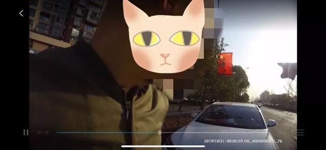 南京交通广播■不礼让斑马线被查，竟然要被拘留，为何？